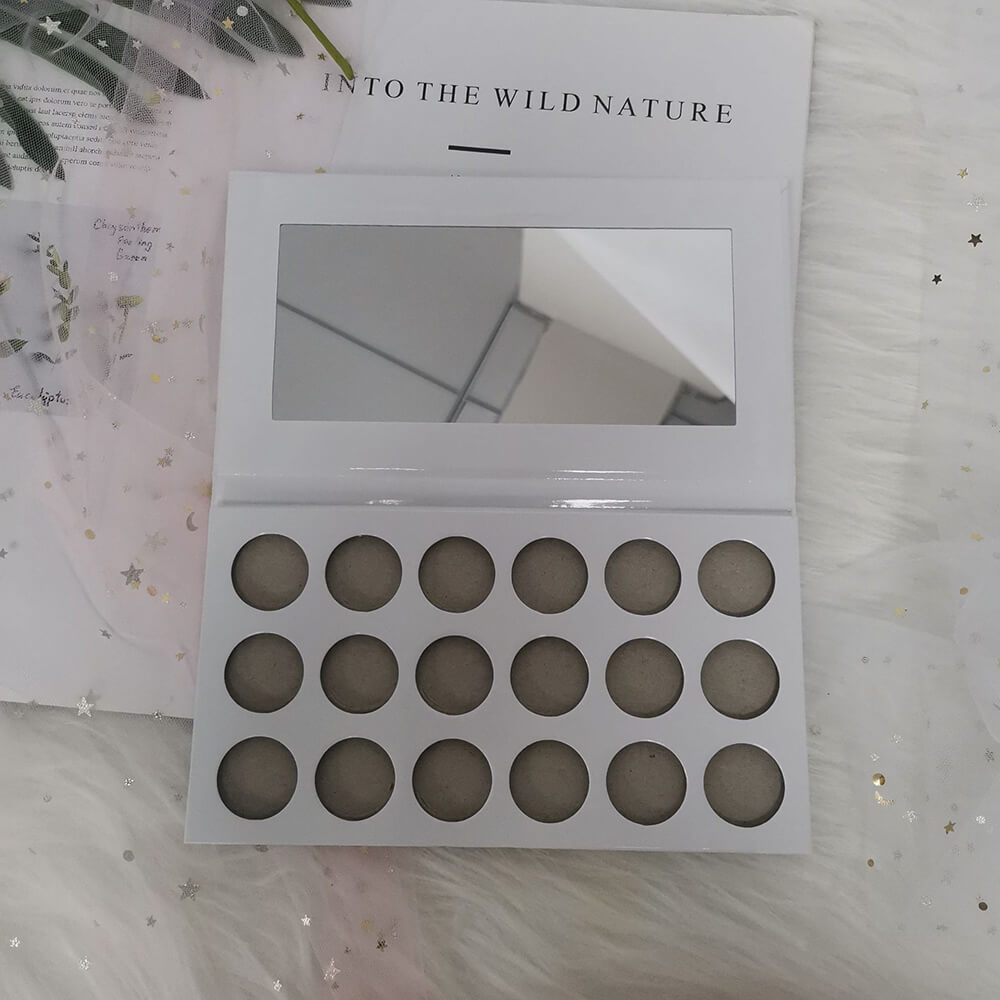 18 color DIY eyeshadow palette 26mm high pigmented print your logo