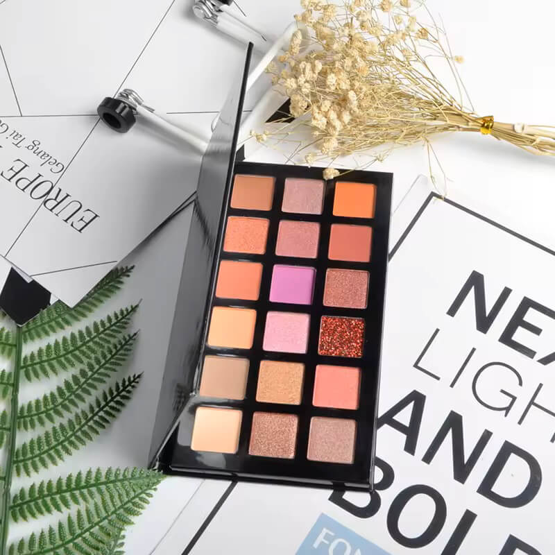 18 color eyeshadow palette matte high pigmented waterproof natural
