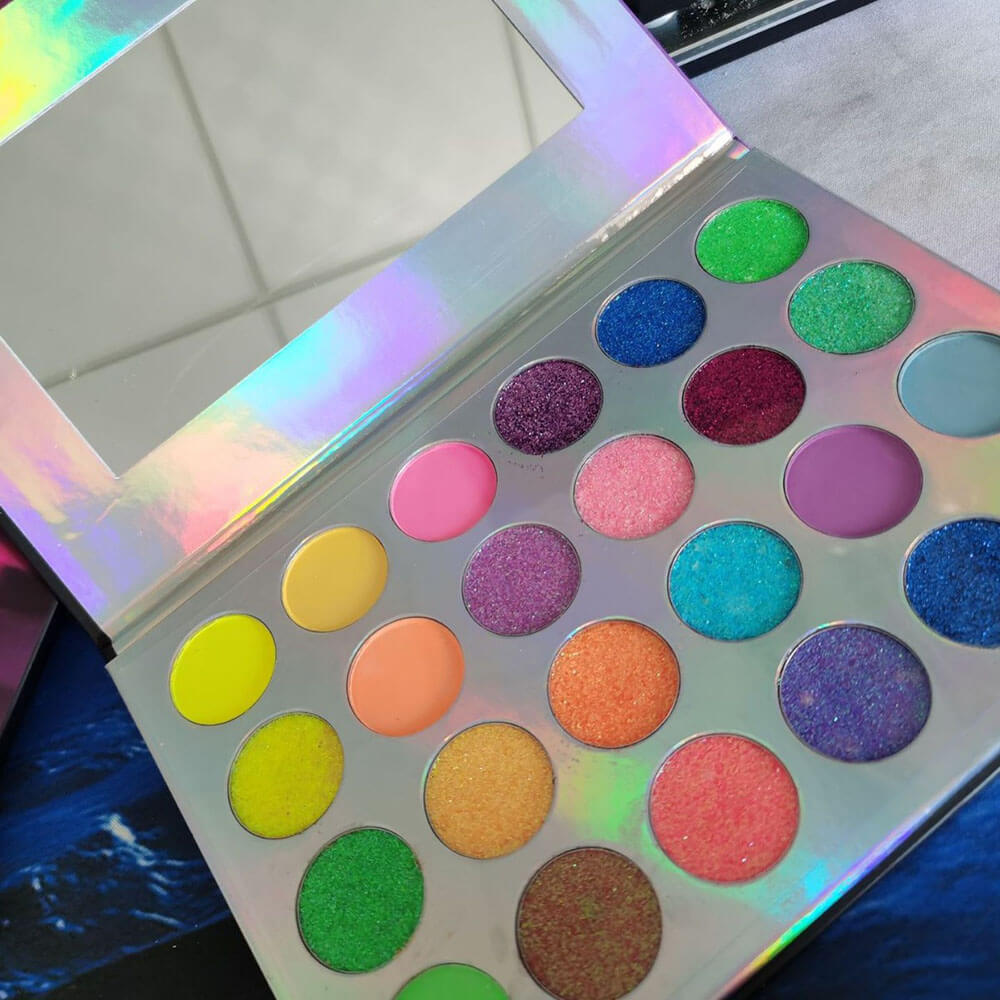 24 color eyeshadow palette light luminous waterproof no logo