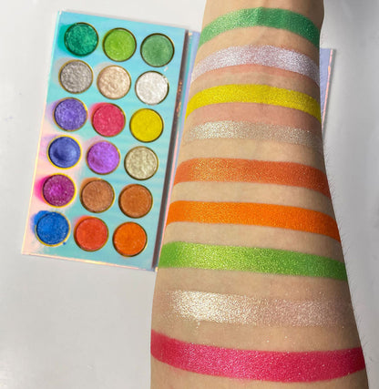 18 Color Shimmer Eyeshadow Palette High Pigmented Colorful Eye Shadow