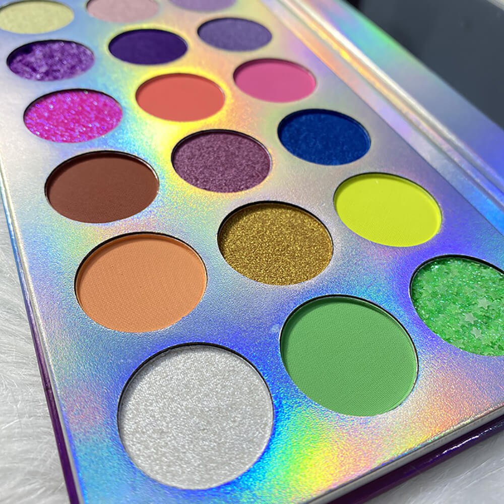 18 Color Rainbow Eyeshadow Palette Luminous Colorful Waterproof Private Label