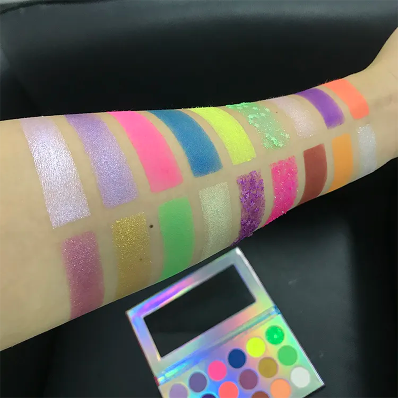 18 color eyeshadow palette luminous rainbow colorful waterproof