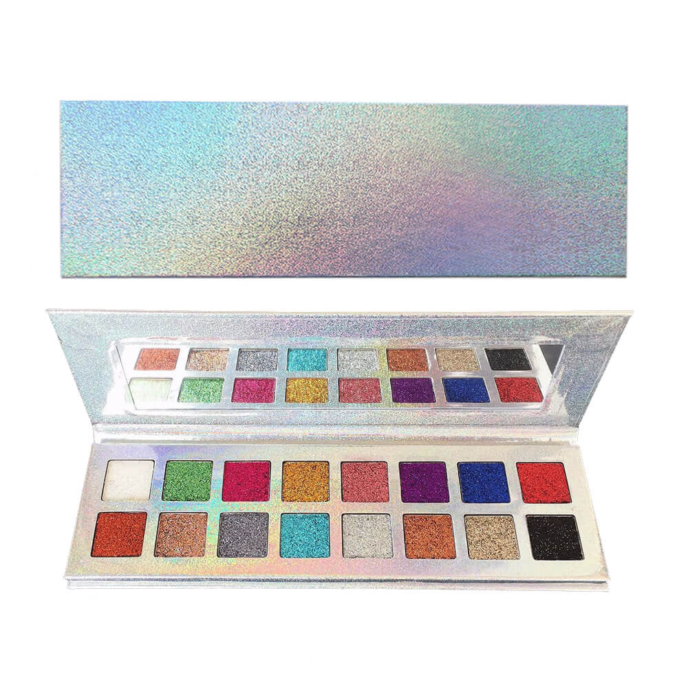 Palette de 16 fards à paupières pailletés nacrés et brillants, effet électroplaqué.
