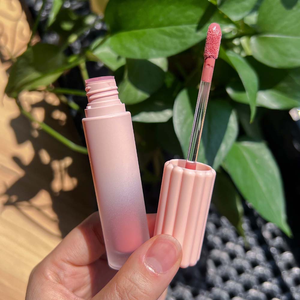 38-color Nude Liquid Lipstick OEM ODM Matte WaterProof Non-Sticky Vegan